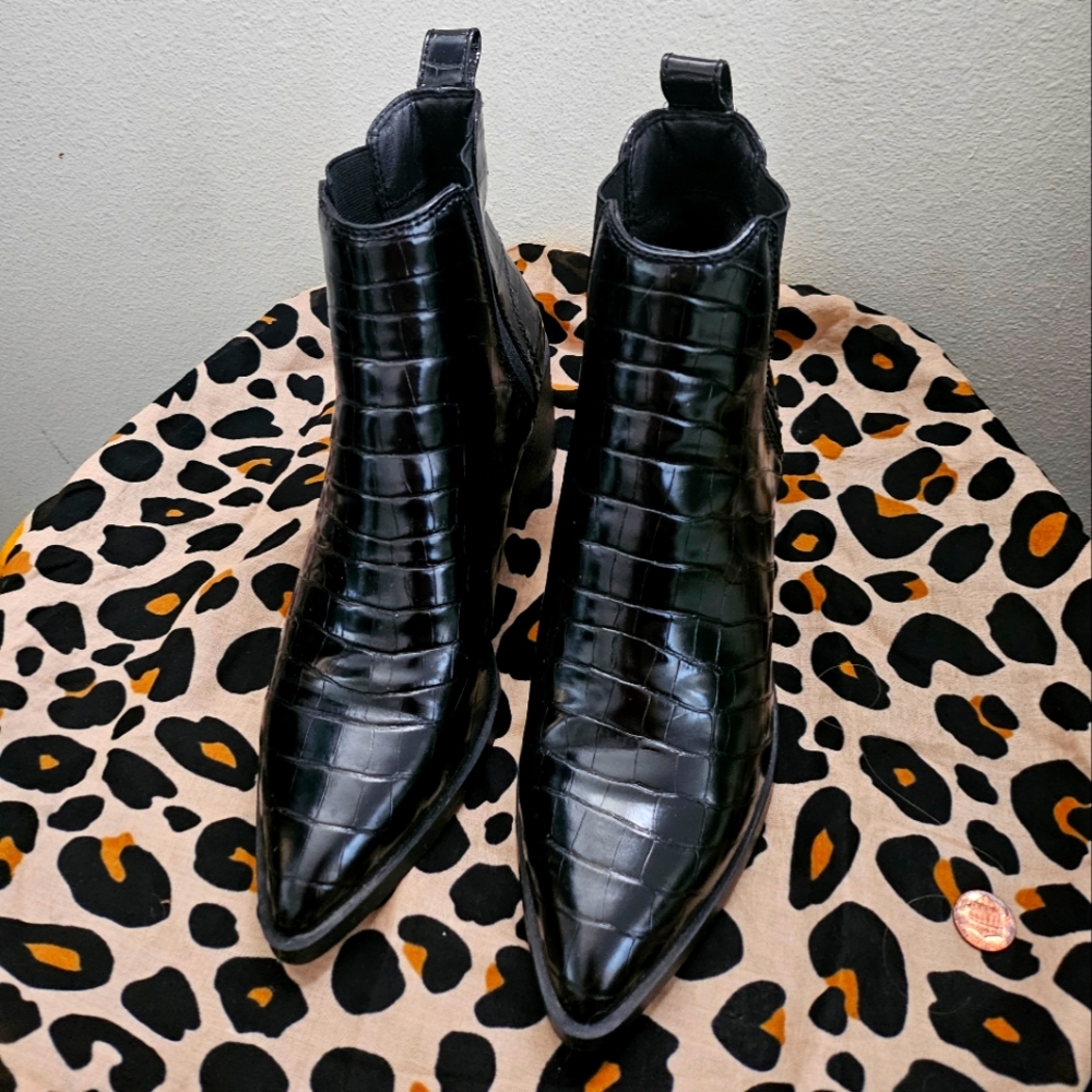 Steve Madden boots